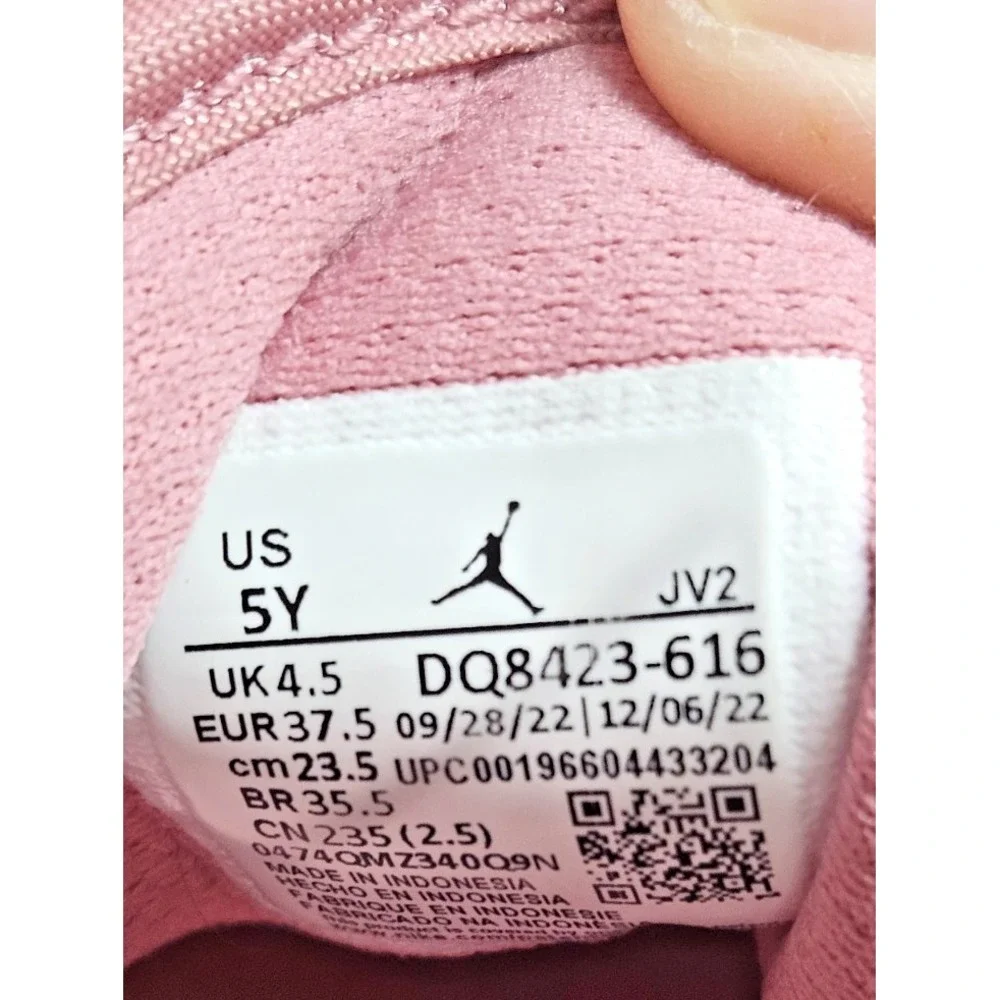 NIKE girls‎ Air Jordan DQ8423-616 pink white basketball shoes Sz 5Y